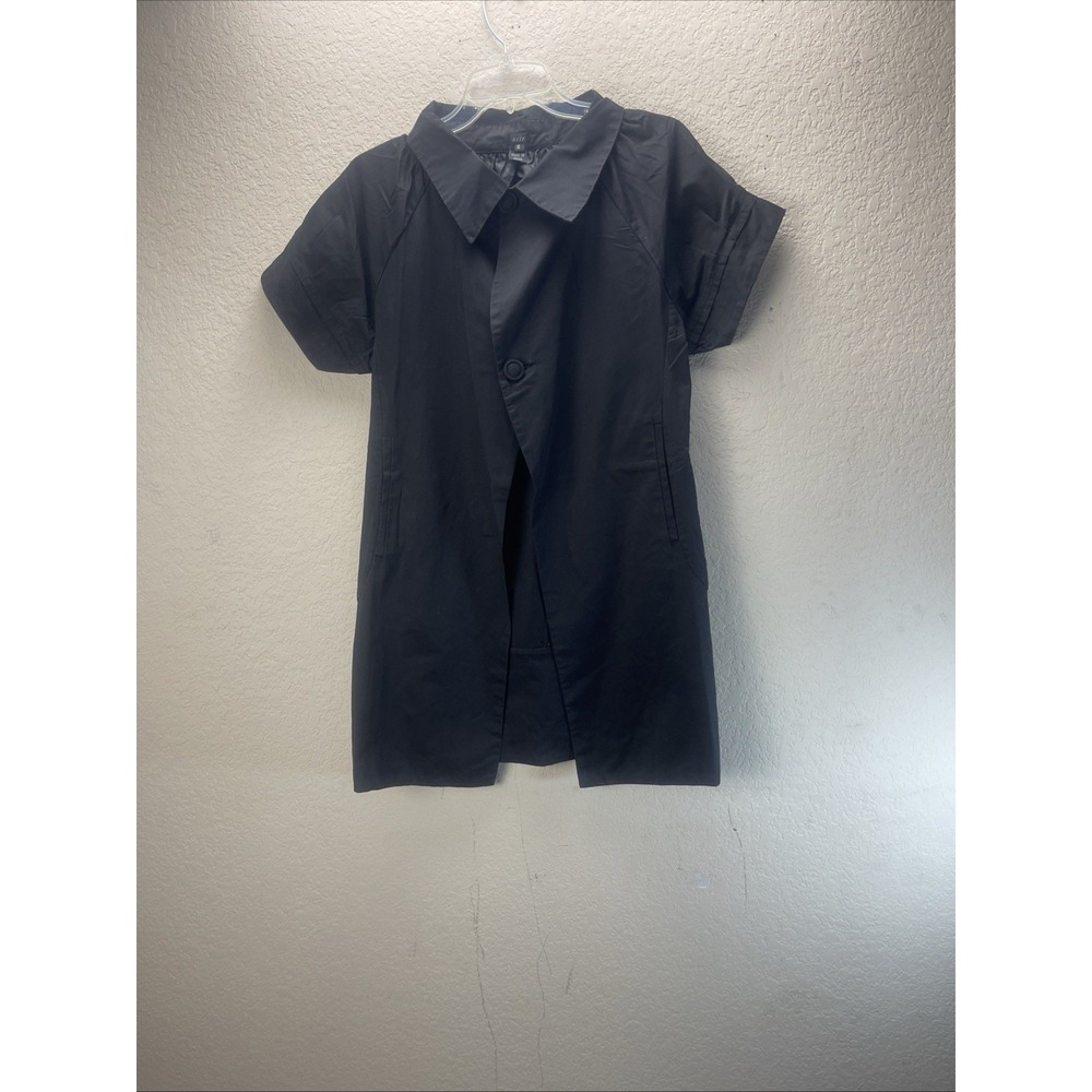 AZIZ Women's Black Short Sleeve Trench Style Jacket Medium Collared Two Pockets